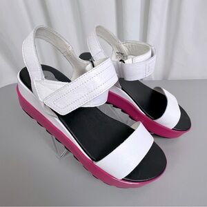 Sorel White and Pink Women's Sandals size 10